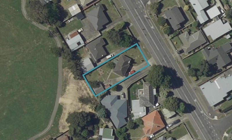 198 Botanical Road, Takaro, Palmerston North - Carousel 1
