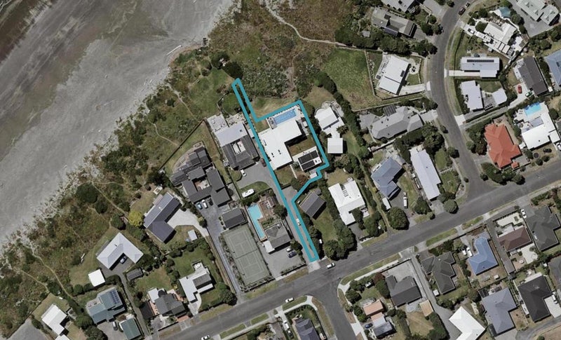127 Field Way, Waikanae Beach, Waikanae - Carousel 1