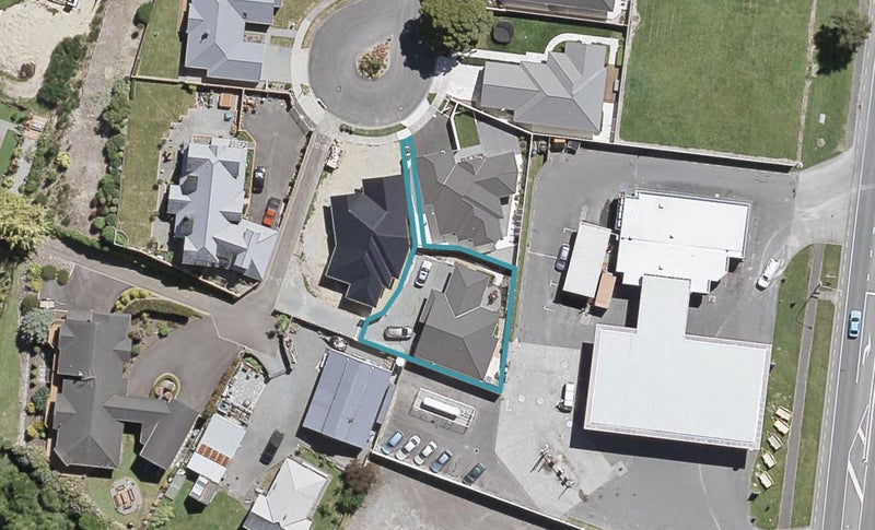 13A Vernon Grove, Brown Owl, Upper Hutt - Carousel 1