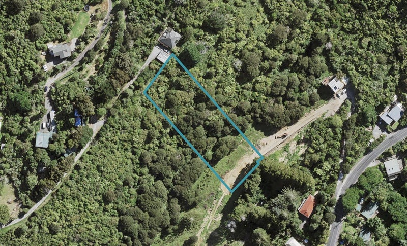 661 South Titirangi Road, Titirangi, Auckland - Carousel 1