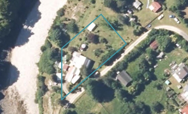 23 Auld Street, Blacks Point, Reefton - Carousel 1
