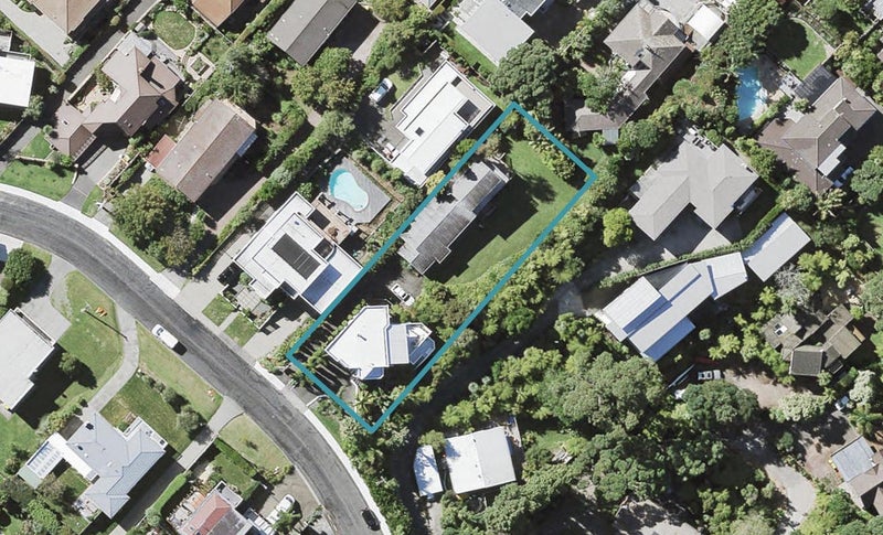 1/39 Eastcliffe Road, Castor Bay, Auckland - Carousel 1