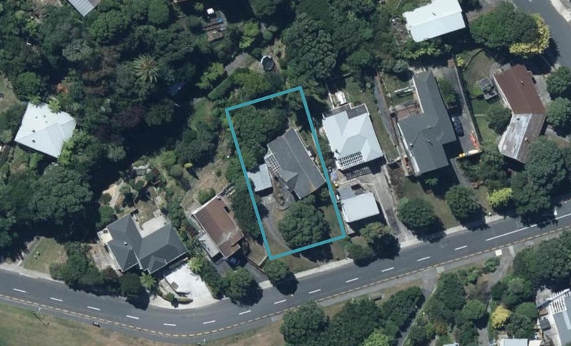 43 Acheron Road, Paremata, Porirua - Carousel 1