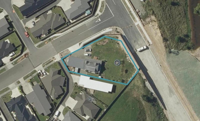 31 James Line, Kelvin Grove, Palmerston North - Carousel 1