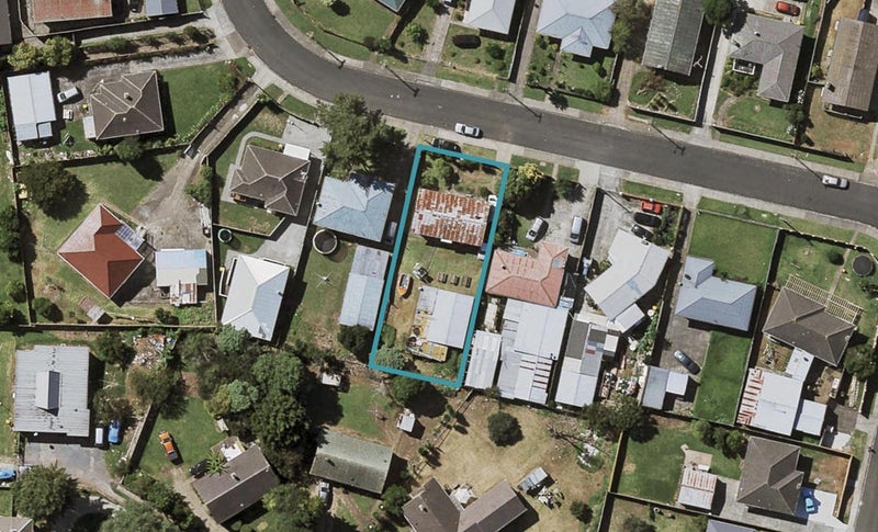 18 Parker Crescent, Otara, Auckland - Carousel 1