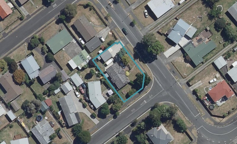 7 Holmes Street, Nawton, Hamilton - Carousel 1