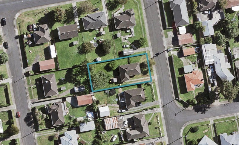 1 Maurice Street, Papakura, Papakura - Carousel 1