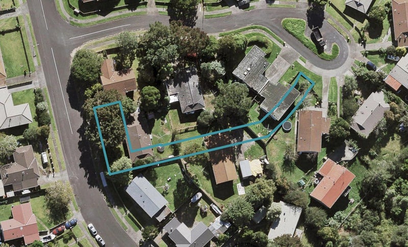 1 Mioweka Lane, West Harbour, Auckland - Carousel 1