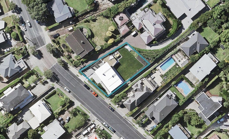 30 Seacliffe Avenue, Belmont, Auckland - Carousel 1