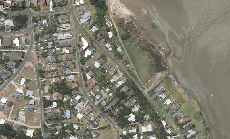 12 Lincoln Street, Mangawhai Heads, Mangawhai - Carousel 1