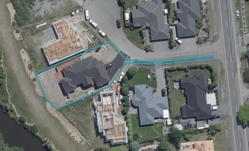 4 Riverside Lane, Spencerville, Christchurch - Carousel 1