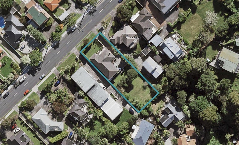 106 Ocean View Road, Northcote, Auckland - Carousel 1