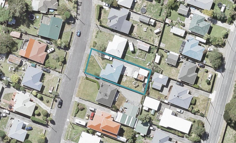51 Peel Place, Wainuiomata, Lower Hutt - Carousel 1