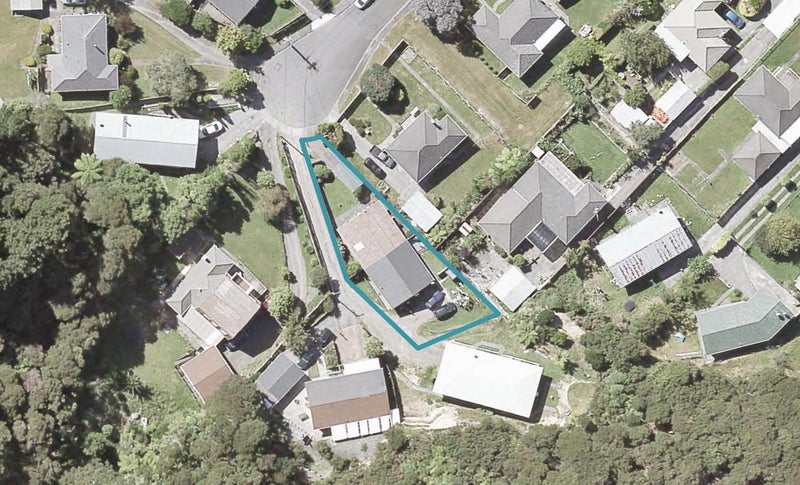 2/15 Puriri Street, Wainuiomata, Lower Hutt - Carousel 1