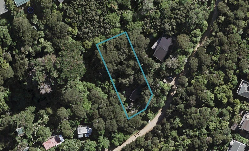 41 Makora Avenue, Oneroa, Waiheke Island - Carousel 1