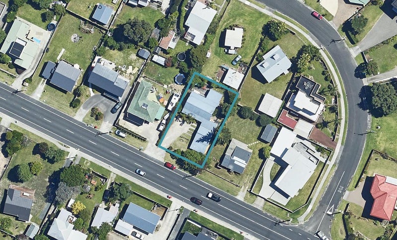 1149 Papamoa Beach Road, Papamoa Beach, Papamoa - Carousel 1
