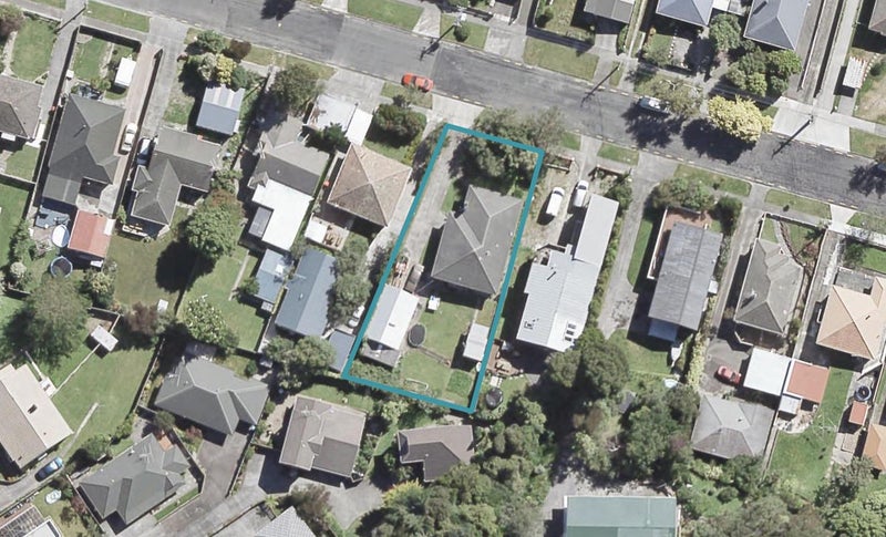 209 Whites Line, WAIWHETU, LOWER HUTT - Carousel 1