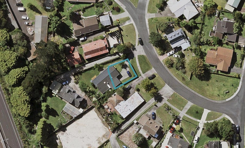 14 Baltimore Place, Forrest Hill, Auckland - Carousel 1
