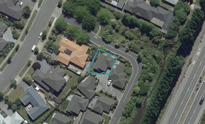 2 Northwood Villas, Northwood, Christchurch - Carousel 1