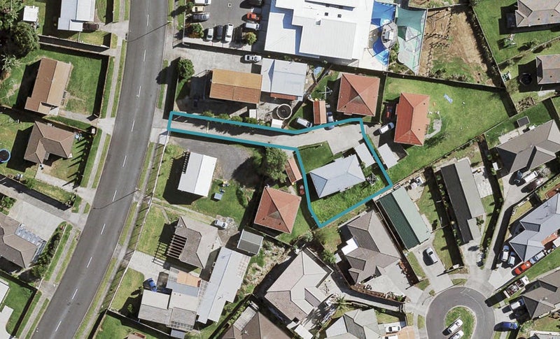 73A Maplesden Drive, Clendon Park, Auckland - Carousel 1