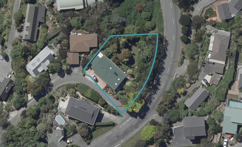 2 Valencia Lane, Mount Pleasant, Christchurch - Carousel 1