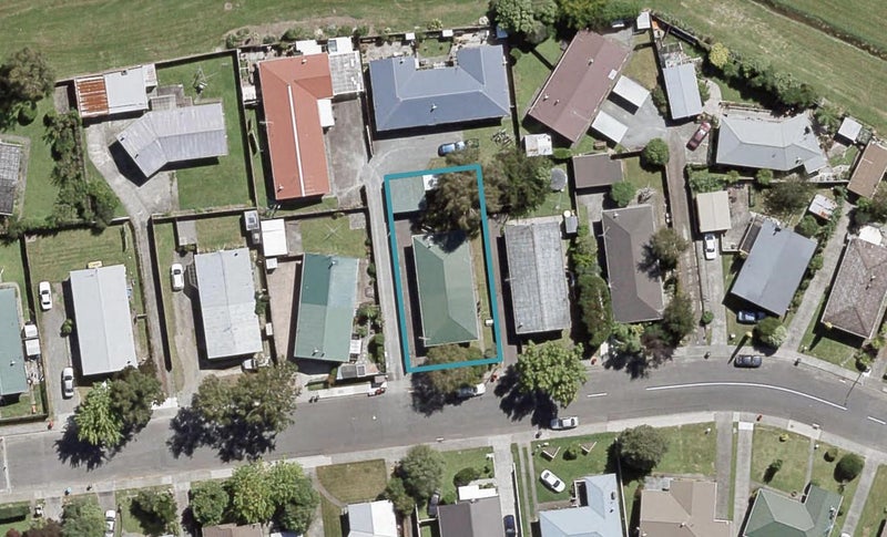 1/115 Clouston Park Road, Clouston Park, Upper Hutt - Carousel 1
