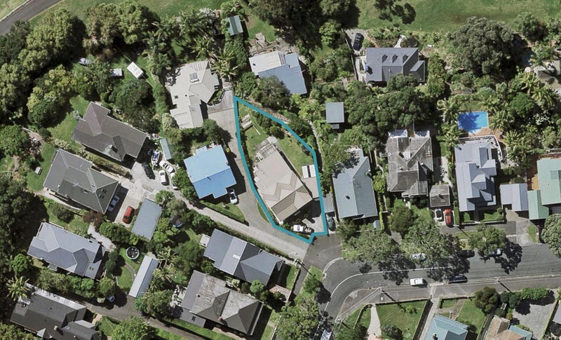 51 Glen Road, Stanley Point, Auckland - Carousel 1