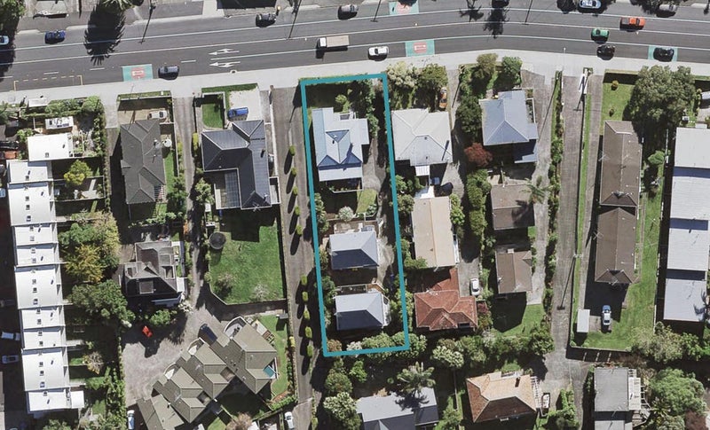 2/254 Onewa Road, Birkenhead, Auckland - Carousel 1