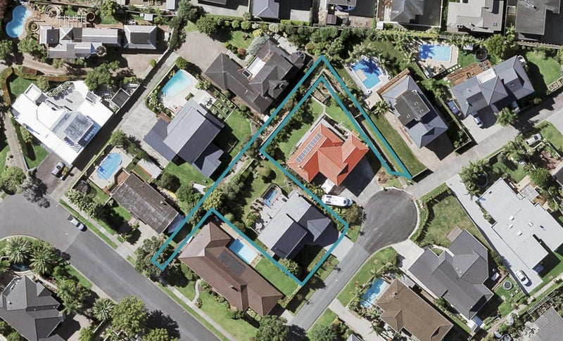 4 Tabago Place, Half Moon Bay, Auckland - Carousel 1