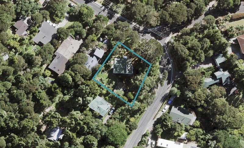 139 Laingholm Drive, Laingholm, Auckland - Carousel 1