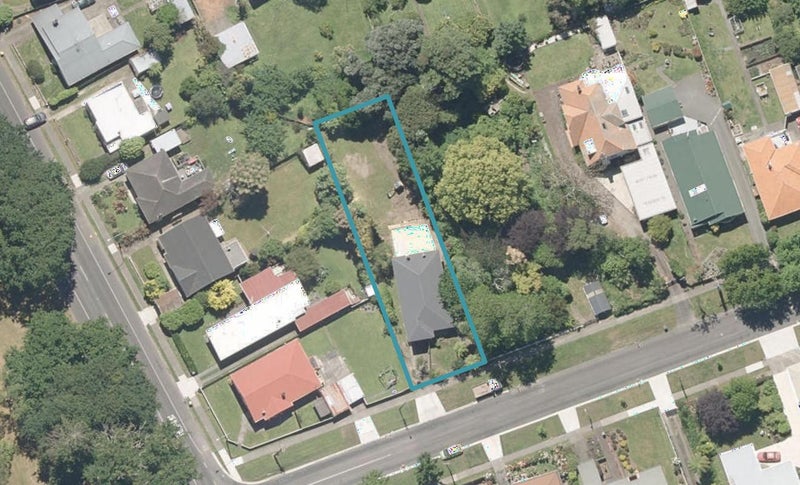 1 Willis Street, Whanganui East, Whanganui - Carousel 1