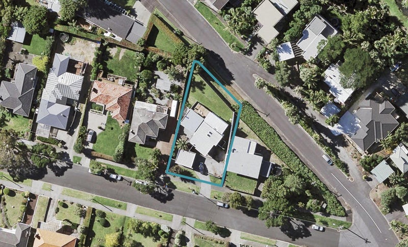 34 Carnarvon avenue, Glendowie, Auckland - Carousel 1