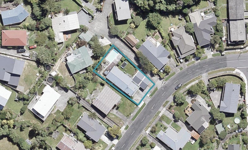 47 Cedar Street, Maungaraki, Lower Hutt - Carousel 1