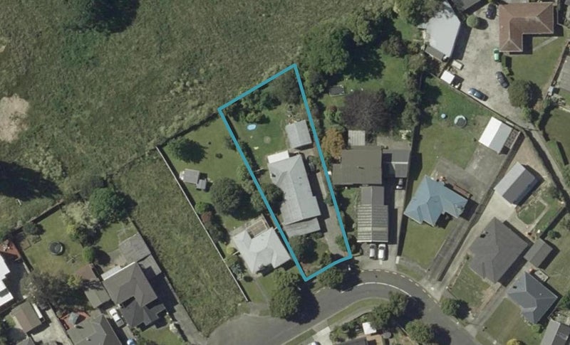 17 Stirling Crescent, Hokowhitu, Palmerston North - Carousel 1