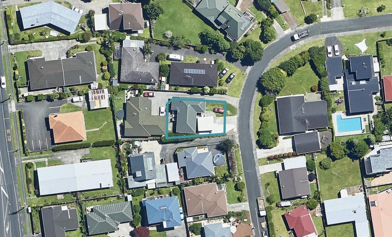 10A Parkvale Road, Otumoetai, Tauranga - Carousel 1