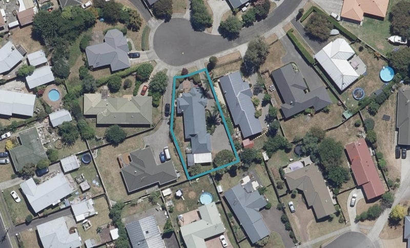 9 Kimiora Close, Fairview Downs, Hamilton - Carousel 1