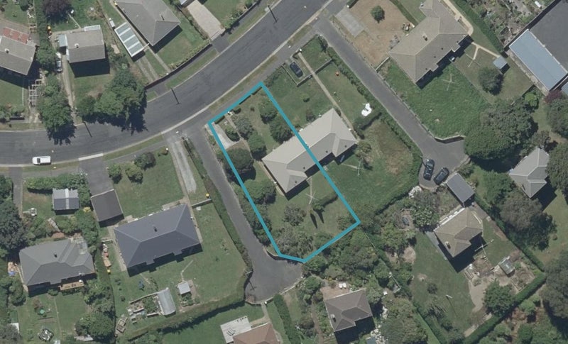 44 Allenby Avenue, Liberton, Dunedin - Carousel 1