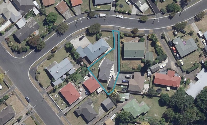 4A Southsea Crescent, Silverdale, Hamilton - Carousel 1