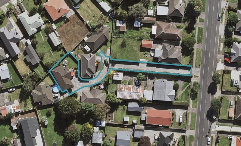 135D Gray Avenue, Papatoetoe, Auckland - Carousel 1