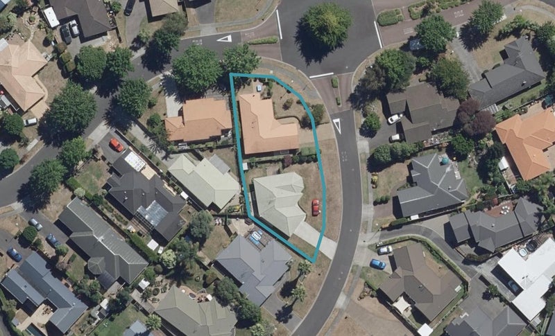 2 Chatswood Place, Rototuna, Hamilton - Carousel 1
