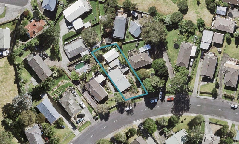 32 Gallony Avenue, Massey, Auckland - Carousel 1