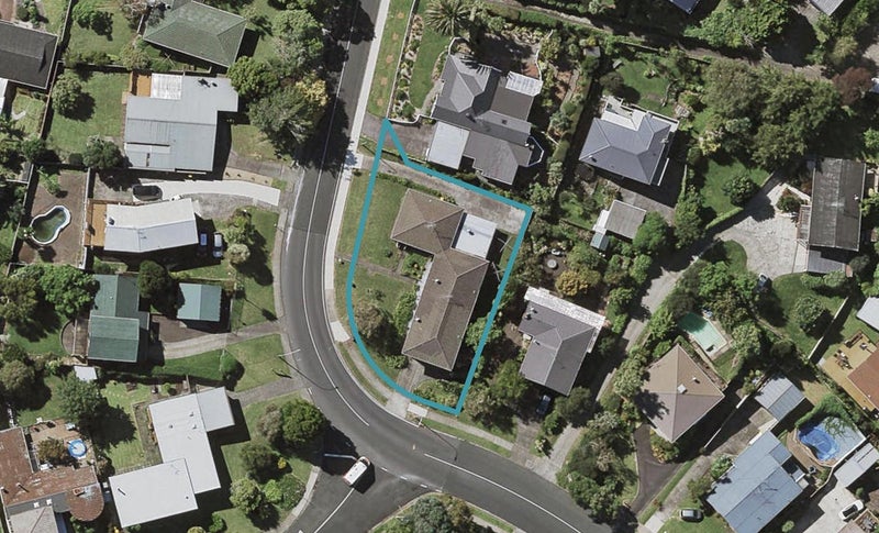 1 Riverhills Avenue, Pakuranga, Auckland - Carousel 1