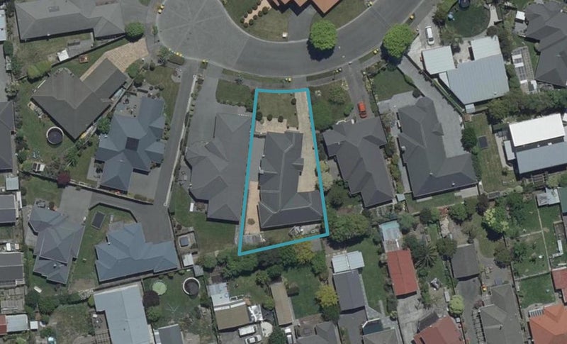 7 Cayman Close, Shirley, Christchurch - Carousel 1