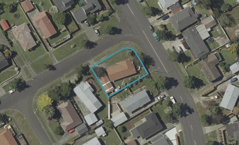 1 Cascade Crescent, Westbrook, Palmerston North - Carousel 1