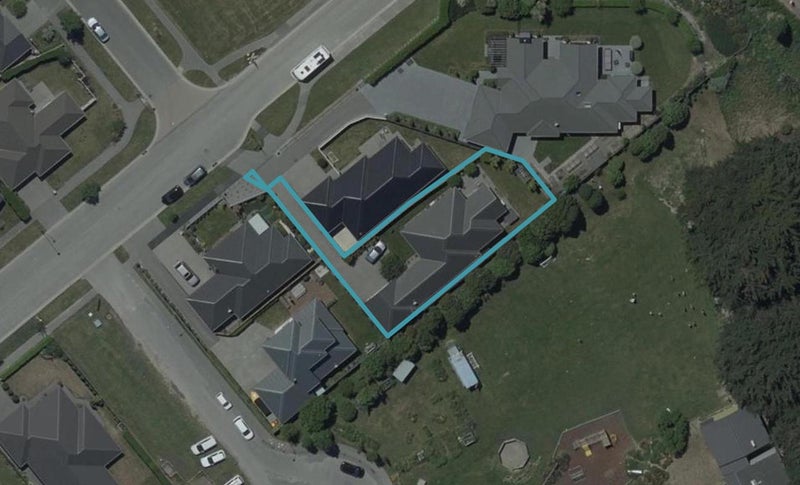 96B McMahon Drive, Aidanfield, Christchurch - Carousel 1