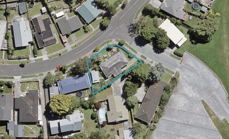2 Michigan Crescent, Totara Park, Upper Hutt - Carousel 1