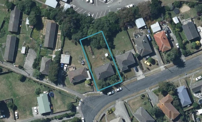 10 Jackson Terrace, Ranui, Porirua - Carousel 1
