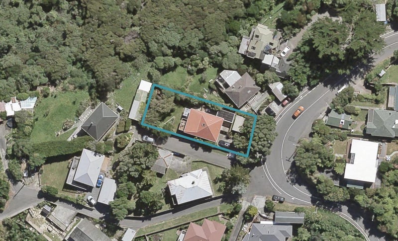 4 Fleet Grove, Korokoro, Lower Hutt - Carousel 1
