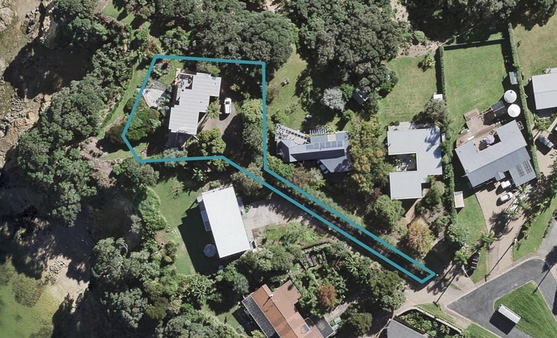 22 Esslin Road, Surfdale, Waiheke Island - Carousel 1