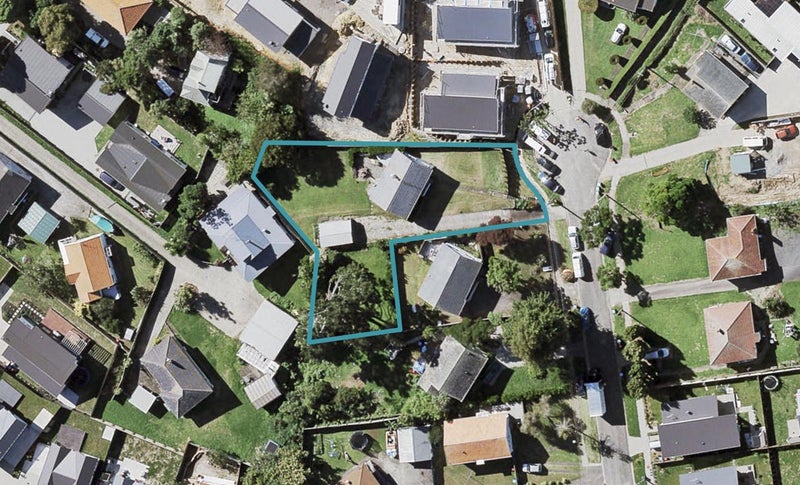 10 Hurstwood Place, Glen Innes, Auckland - Carousel 1